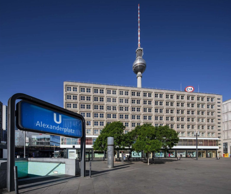 PlazaCubes DE Alexanderplatz Outdoor Main